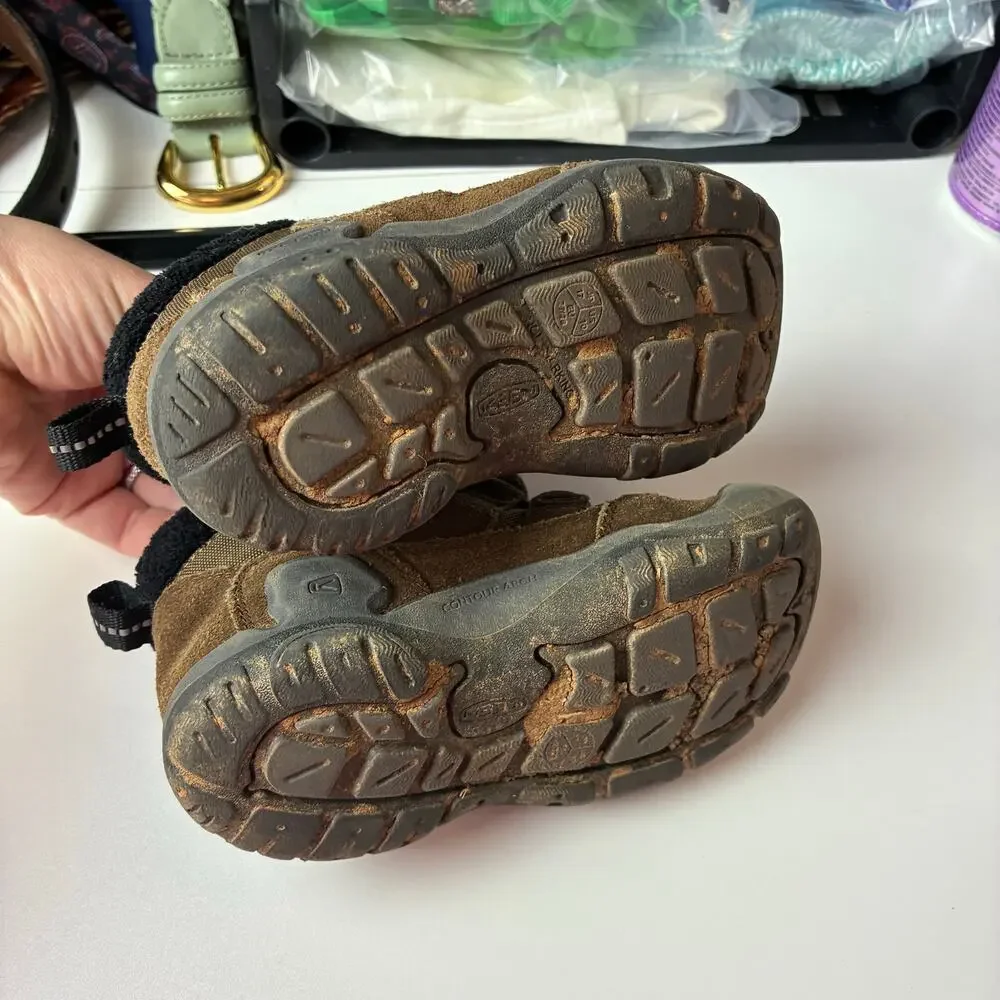 KEEN Knotch Chukka Insulated Boots Toddler Boys 10 Brown Suede Hook-and-Loop